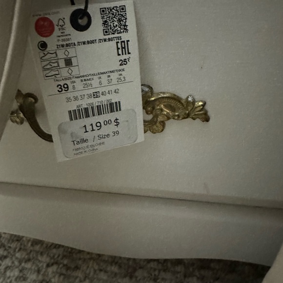 Zara boots - Picture 3 of 3